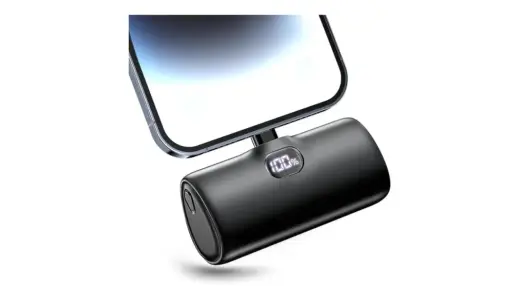 差すだけで安心が増える。MELUST 直挿し5000mAhモバイルバッテリー｜軽さと気楽さがちょうどいい