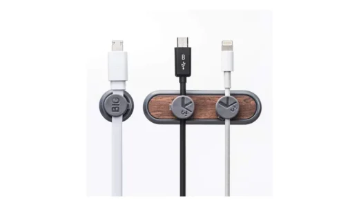 ケーブルが落ちないだけで、こんなに快適｜サンワダイレクト マグネットケーブルホルダー 200-CA038のちょうど良さ