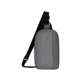 【身軽さと安心を両立】VICTORINOX Travel Essentials スリングバッグ｜大人の移動を静かに格上げする一品