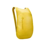 **畳むと消える、広げると頼れる｜SEA TO SUMMIT ウルトラシルナノデイパックが手放せない理由**