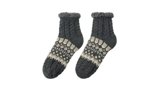 GUNZE UCHI-COLLE 肌側ボアもこもこ防寒ソックス｜フローリングの冷えを忘れるぬくぬくルーム靴下