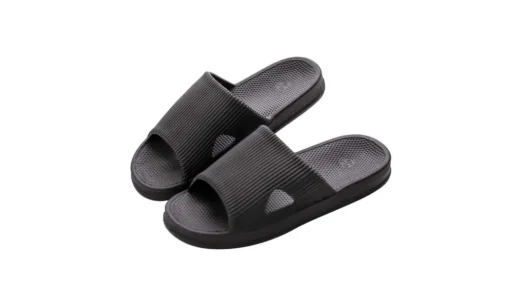 在宅ワークの足元、意外とストレス？KOCOTA 抗菌防臭スリッパサンダル｜超軽量で毎日履きたくなる室内履き