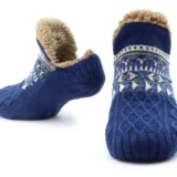 Kozy More 裏ボア ルームソックス｜足先の冷えが消える冬の相棒！滑り止め付きショート丈ルームシューズ