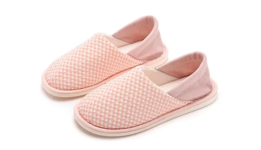 入院・介護の室内履きに迷ったら｜Le Li Ca（レリカ）かかと付き介護スリッパが“ちょうどいい安心感”だった