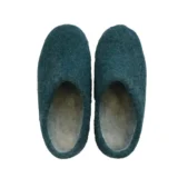 丸眞「ぽかぽかルームシューズ Nepal」レビュー｜羊毛フェルトのぬくもりで冬の足元がほっとする一足