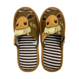 【足元にイーブイ、これはずるい】ニッポンスリッパ 211627 ポケットモンスター ルームシューズ｜かわいさと履き心地を両立した一足