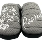 スヌーピー刺繍がさりげなく可愛い｜PEANUTS バイカラールームシューズは家でもベランダでも使える軽やかサンダル