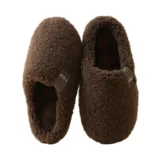 足を入れた瞬間、ぬくぬく幸せ。slefancy ふわふわルームシューズ｜冬の底冷えをやさしく包む室内スリッパ