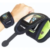 プールも現場も怖くない！WATCH SUIT《Watch Suit VIEW 黒／黒紺》5秒装着のスマートウォッチ用プロテクターが頼もしすぎた