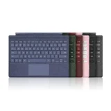 Surface対応キーボードで作業快適化｜薄型×バックライトで外でも快適？