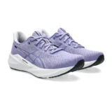 asics VERSABLAST 4で歩く日が軽くなる？足ラクな一足