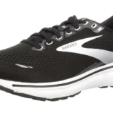 Brooks ゴースト15で走りが変わる？足元にやさしい一足