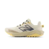 new balance DynaSoft Nitrel v6｜歩きたくなるレディースシューズ