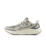new balance Fresh Foam Arishi v4｜長く歩く日も軽やかに
