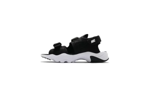 NIKE CI8797-002で夏の足元が軽くなる？歩きたくなるスポーツサンダル