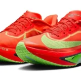 NIKE ズーム フライ 6で走る日が変わる？気分まで弾む一足